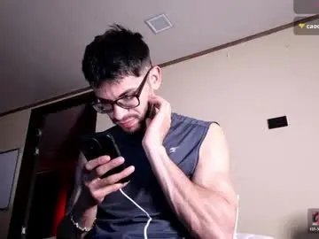 Chaturbate Free Live Porn of phantom_bigger1