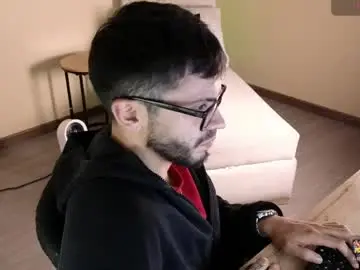 Chaturbate Best live sex cam show of phantom_bigger1