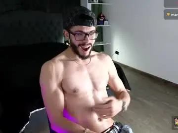 Chaturbate Sex Chat of phantom_bigger1