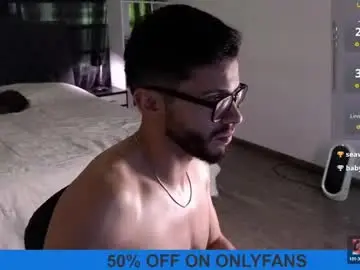 Chaturbate Free Porn Cam of phantom_bigger1