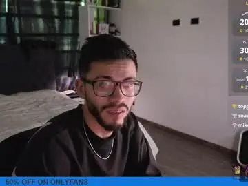 Chaturbate Adult Webcams of phantom_bigger1