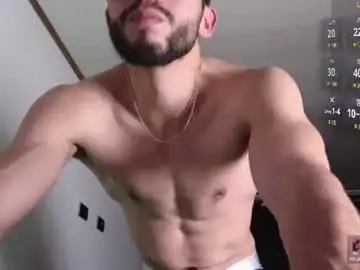 Chaturbate Free Porn Cam of phantom_bigger1