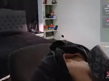 Chaturbate Nude Webcam of phantom_bigger1