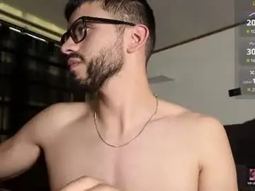 Chaturbate Adult Webcams of phantom_bigger1
