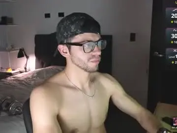 Chaturbate Sex Chat of phantom_bigger1
