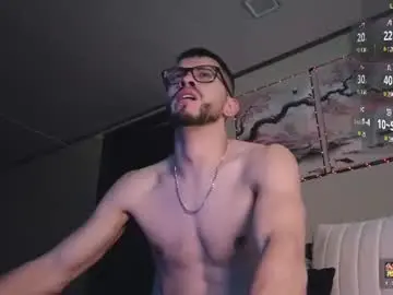 Chaturbate Free Porn Cam of phantom_bigger1