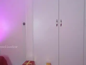 Chaturbate Adult Video Chat of roselinedior