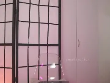 Chaturbate Adult Webcams of roselinedior