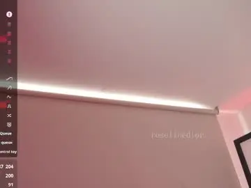 Chaturbate Live Sex Cam of roselinedior