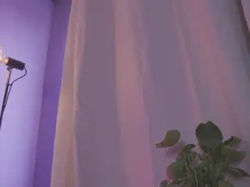 Chaturbate Nude Webcam of roselinedior