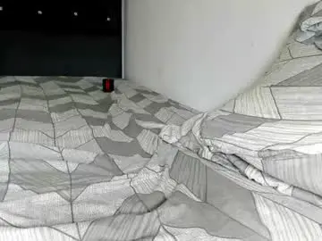 Chaturbate Live Sex of alid_17