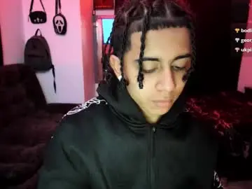 Chaturbate Sex Cam of bradley_strong_