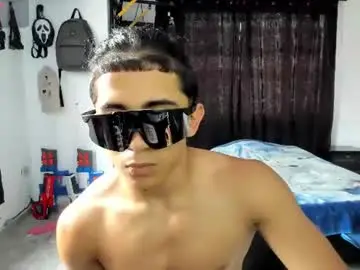 Chaturbate Free Live Porn of bradley_strong_