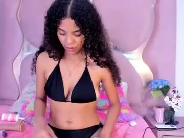 Chaturbate Best live sex cam show of emmy_htt