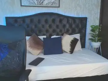 Chaturbate Sex Chat of maxxicruz