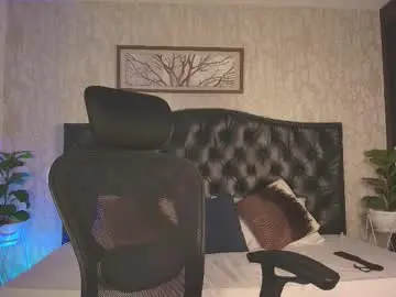 Chaturbate Free Live Porn of maxxicruz