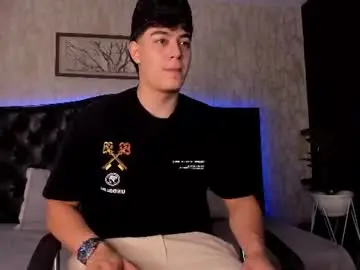 Chaturbate Free Live Porn of maxxicruz