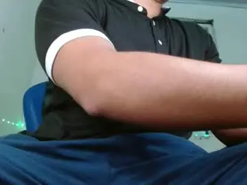 Chaturbate Adult Video Chat of yourfavorite_bigclit