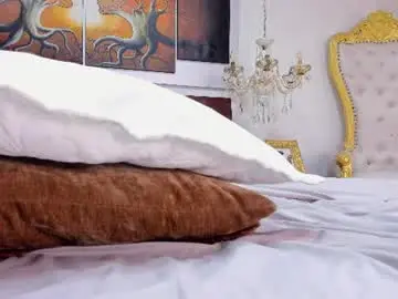 Chaturbate Sex Chat of meybaldini