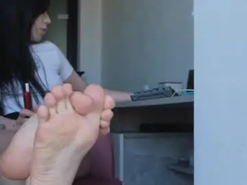 Chaturbate Live Porn of moranagoddess