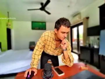 Chaturbate Sex Cam of orlando__bloom