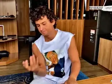 Chaturbate Sex Chat of orlando__bloom