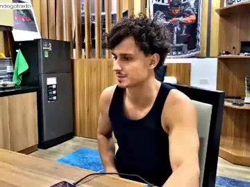 Chaturbate Live Sex Cam of orlando__bloom