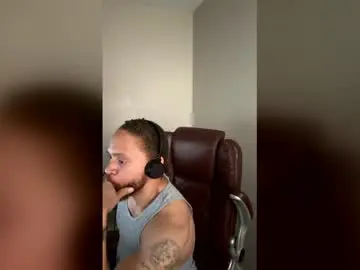 Chaturbate Live Sex of thomasgwhitecft