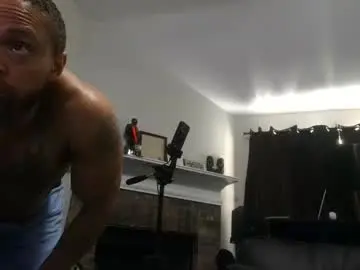 Chaturbate Live Sex Cam of thomasgwhitecft