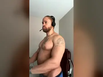Chaturbate Live Sex Cam of thomasgwhitecft