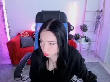 Chaturbate Live Sex Cam of evielaine