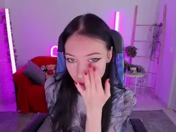 Chaturbate Live Sex Cam of evielaine
