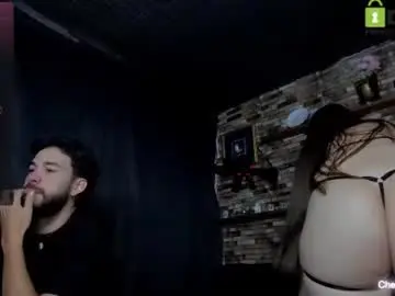 Chaturbate Live Sex Cam of mia_and_vincentt