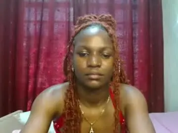 Chaturbate Live Sex Cam of raven_luxe