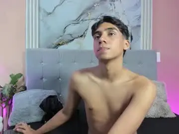 Chaturbate Best live sex cam show of eros_lux1