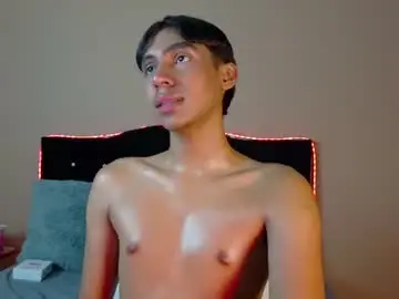 Chaturbate Free Live Porn of eros_lux1