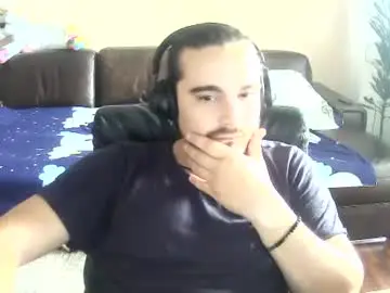 Chaturbate Free Porn Cam of johnnybravovici
