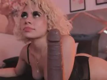 Chaturbate Adult Video Chat of marian_pinzon