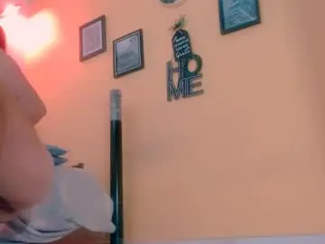 Chaturbate Live Porn of miajuice18