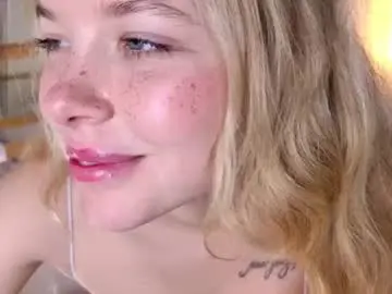 Chaturbate Nude Webcam of milly_shy