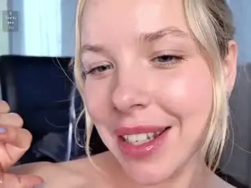 Chaturbate Adult Video Chat of milly_shy