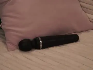 Chaturbate Live Sex Cam of pure_project