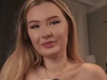 Chaturbate Live Sex Cam of pure_project
