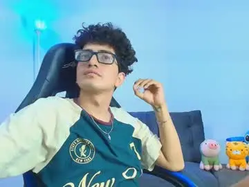 Chaturbate Live Sex of tylerwhiite_