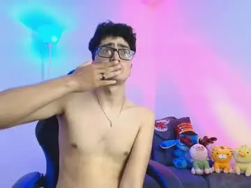 Chaturbate Free Porn Cam of tylerwhiite_