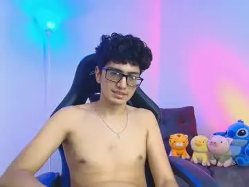 Chaturbate Adult Webcam of tylerwhiite_