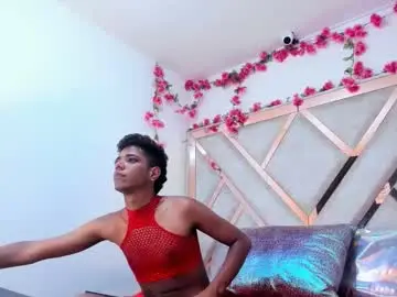 Chaturbate Live Sex Cam of allisonhott_