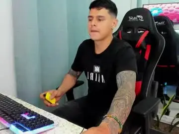 Chaturbate Watch Live Sex Cams of dage_19