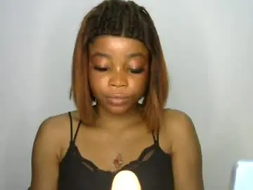 Chaturbate Sex Chat of elle_lee85