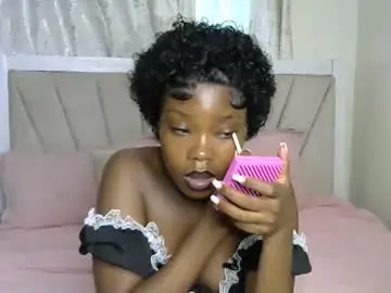 Chaturbate Live Sex Cam of lunar_chocolate000